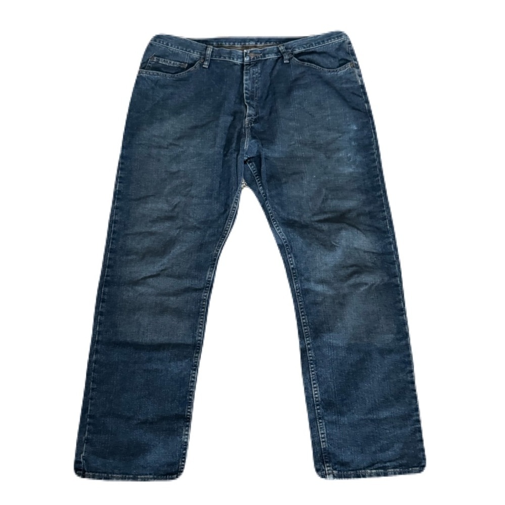 Wrangler 42 x 32 Dark Wash Straight Leg Jeans
